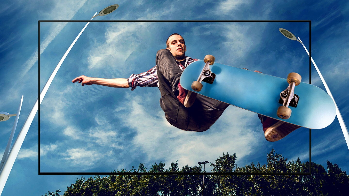 Bigger picture on QLED Samsung Smart TV
