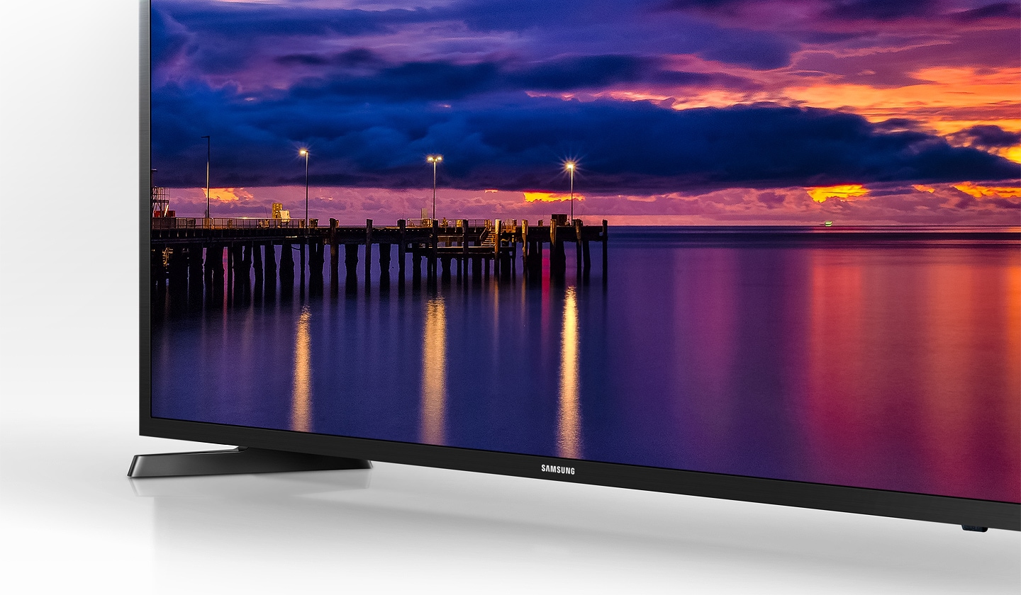 ดูข้อมูลและซื้อ Samsung HD TV N4003 Series 4 ขนาด 32 นิ้ว (UA32N4003AKXXT) ให้ภาพสีสันสดใส ช่วยยกระดับและเผยทุกรายละเอียด ภาพแสดงผลคุณภาพของภาพระดับ HD