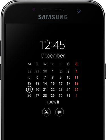 Просмотр календаря на экране Galaxy A7 (2017) при активировании функции 'Always on Display'.