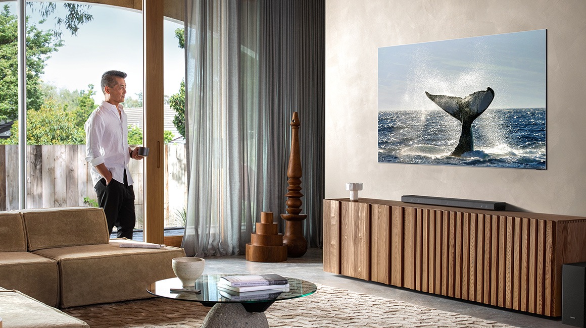 Side view of QLED TV