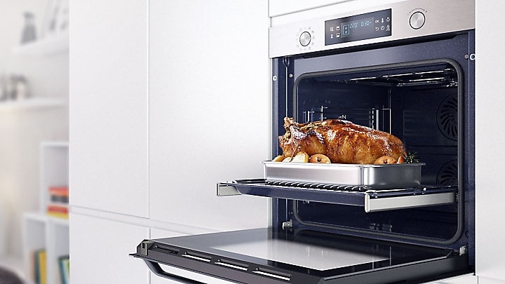 Samsung Dual Cook Pyrolytic Oven