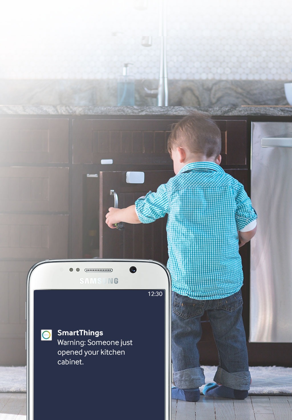 Buy The SmartThings Multi Sensor Monitor or Find Our More | SAMSUNG UK