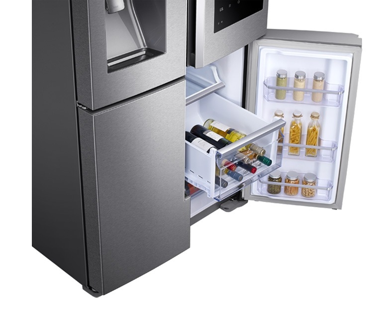 Family Hub™ Fridge Freezer 550L RF56K9540SR | Samsung UK