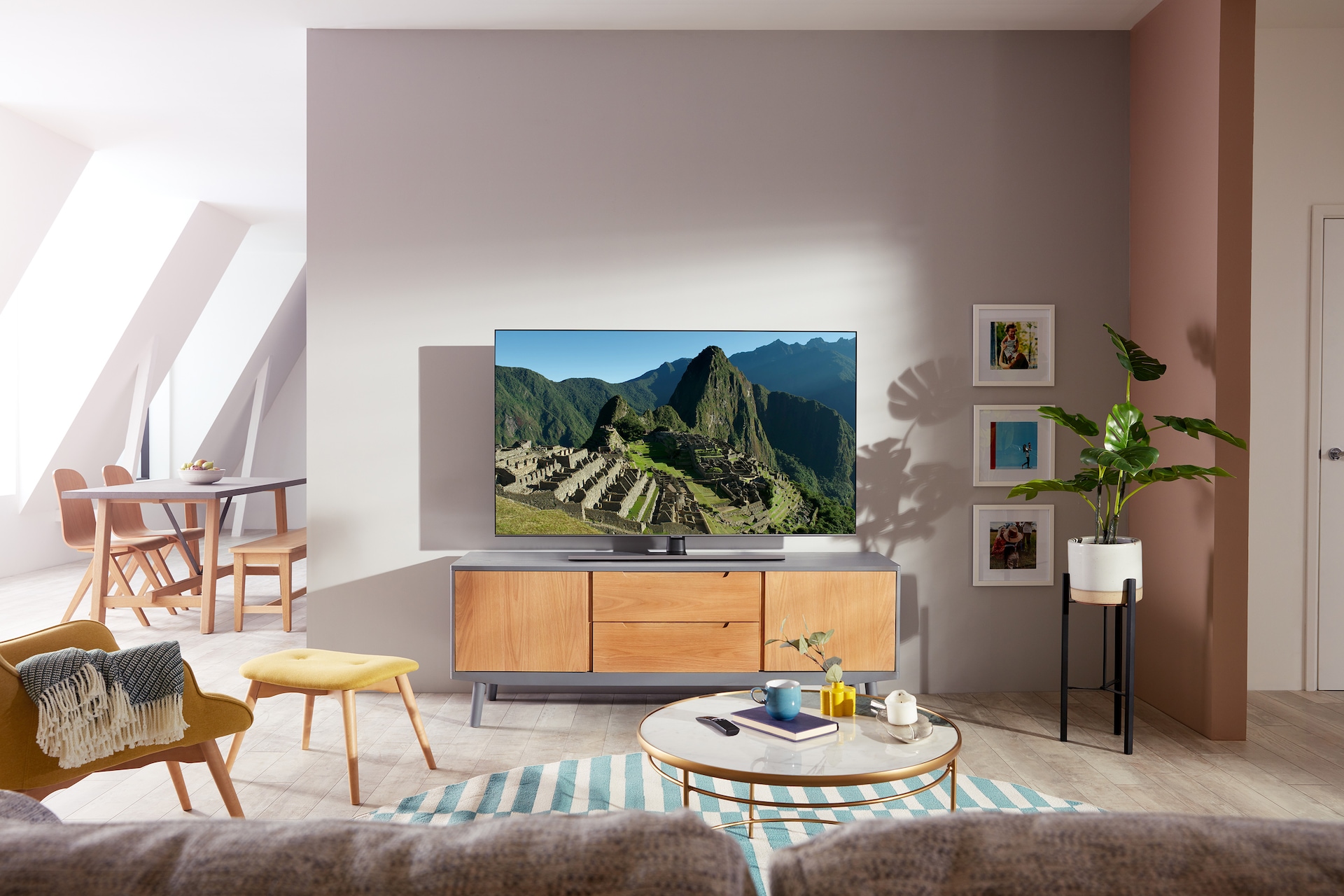 Front Lifestyle image