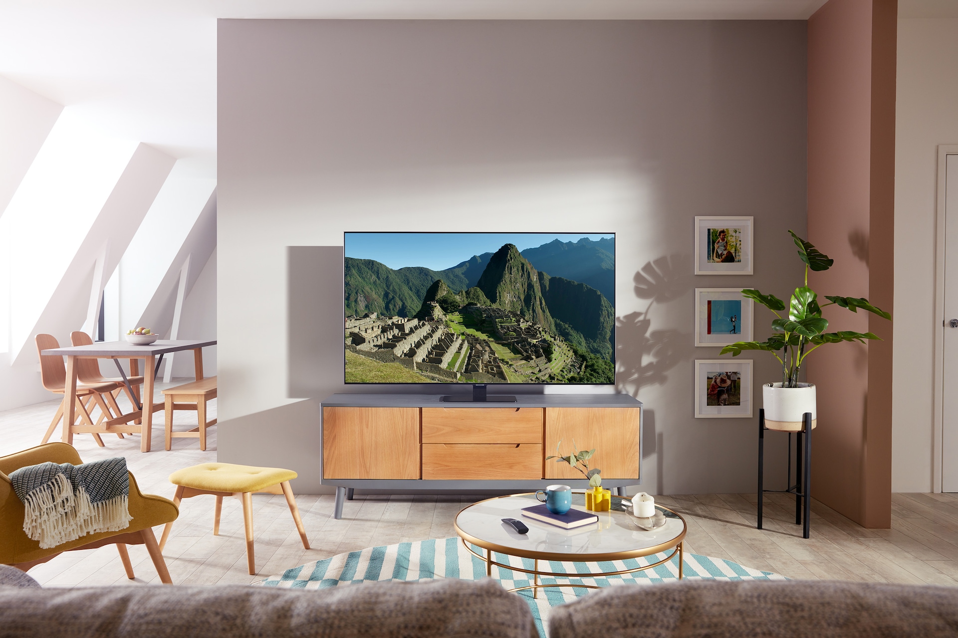Front Lifestyle image