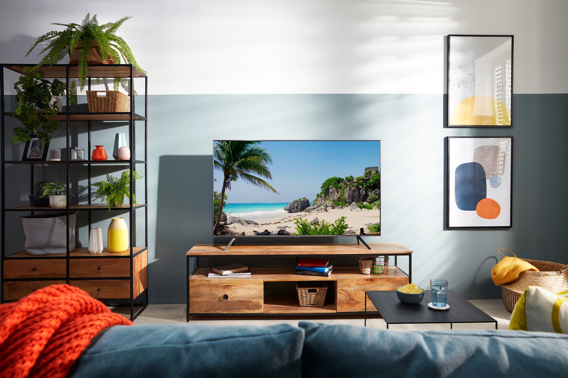 Front Lifestyle image