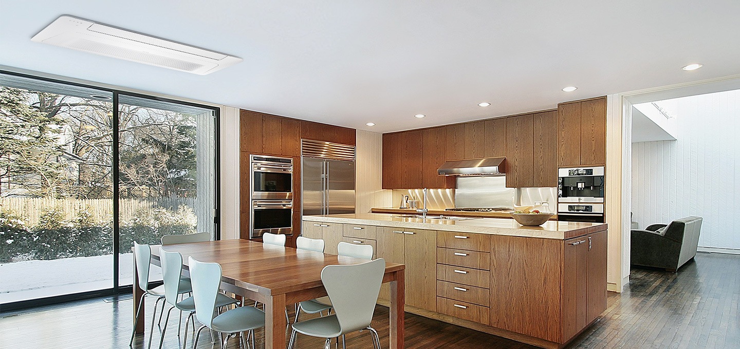 주방 천장에 시스템에어컨 1Way가 설치되어 있는 모습입니다