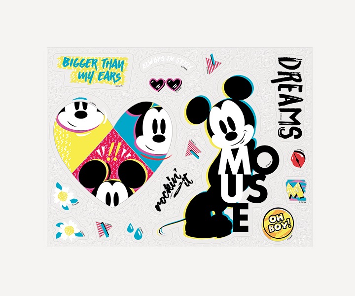 커스텀 스티커 미키마우스 스티커가 보입니다.