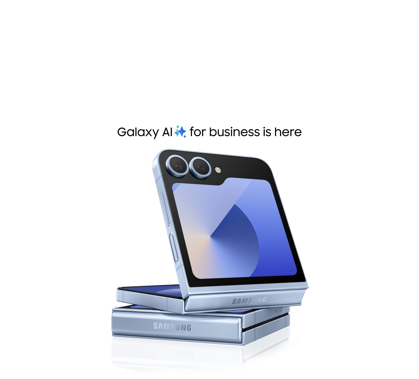 Galaxy AI for business is here라는 텍스트가 있습니다. 갤럭시 Z 플립6 2대가 쌓여있습니다. 위쪽에 있는 것은 약 45도 각도로 반쯤 열려 있습니다.