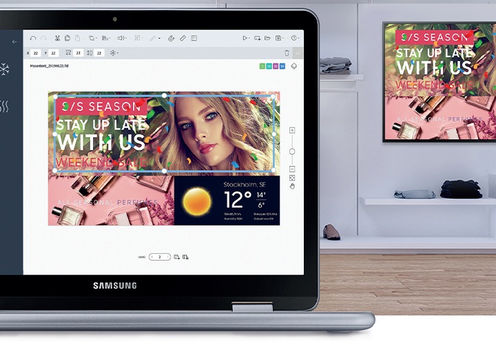 [좌측에는 광고이미지를 편집중인 화면이 보이는 노트북이 있으며, 우측에는 편집된 이미지가 송출중인 매장 내 벽면의 사이니지가 있습니다.]