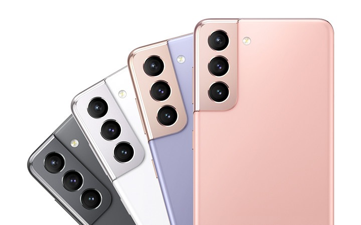 왼쪽부터 차례대로 팬텀 블랙, 팬텀 실버, 팬텀 바이올렛, 팬텀 핑크 제품 뒷면이 시계방향으로 나열되어 보입니다.