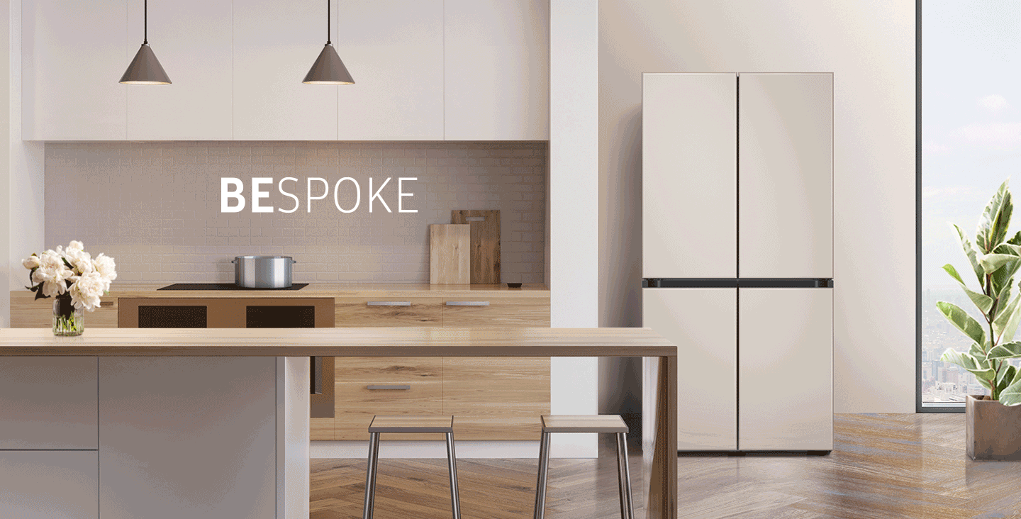 주방에 놓인 비스포크 4도어 제품이 다양한 패널 색상으로 바뀌는 모습입니다.