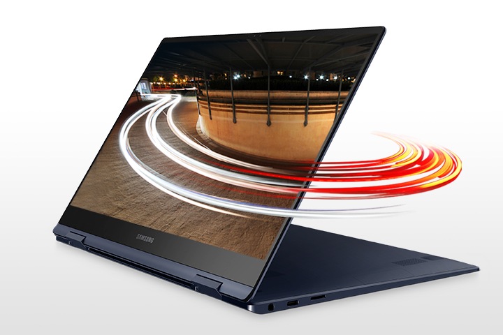 Wi-Fi 6E 를 이용해 고해상도 동영상 스트리밍이나 고속 무선 데이터 통신 작업을 끊김없이 즐길 수 있습니다.