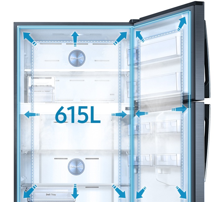 상하칸 도어가 열린 냉장고가 보여지며, 내부에 615L라는 텍스트와 넓은 공간을 나타내는 화살표 들이 보여집니다.