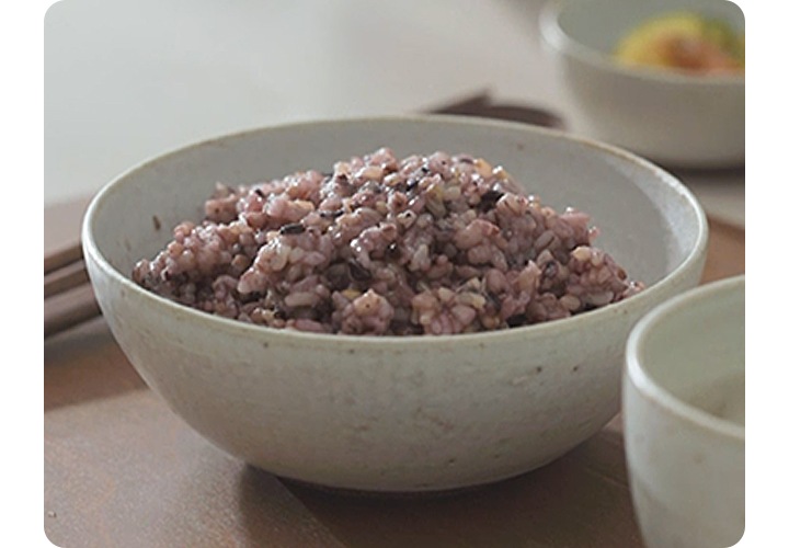 국내 최초 2.1 초고압으로 최대 33% 더 부드러운 잡곡밥 드실 수 있습니다.