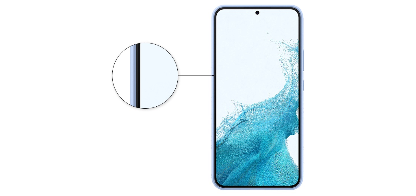 갤럭시 S22+ 실리콘 커버 스카이블루 색상 후면 이미지 입니다. 실리콘 커버가 단말기의 옆면까지 잘 감싸주는것을 알려주는 이미지 입니다.