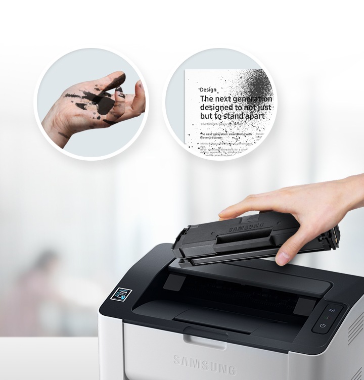 이미지 상단에는 손에 토너가 묻어있는 이미지와 출력물에 토너가 번져 있는 이미지가 왼쪽에서 오른쪽으로 나열되어 있고 이미지 오른쪽 하단에는 오른쪽 위에서 내려본 프린트 이미지와 정품 제품을 손에 들고 있는 정면 이미지가 있습니다.