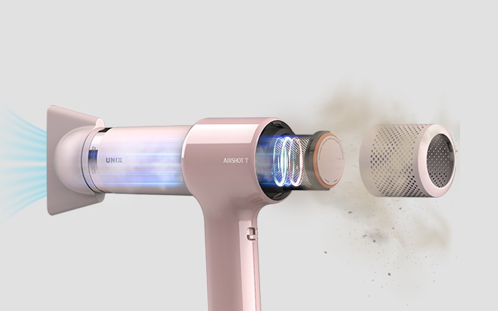 유닉스 에어샷T 드라이어의 분리된 모습과 바람이 타고 들어와 먼지가 배출된 모습이 보여집니다.