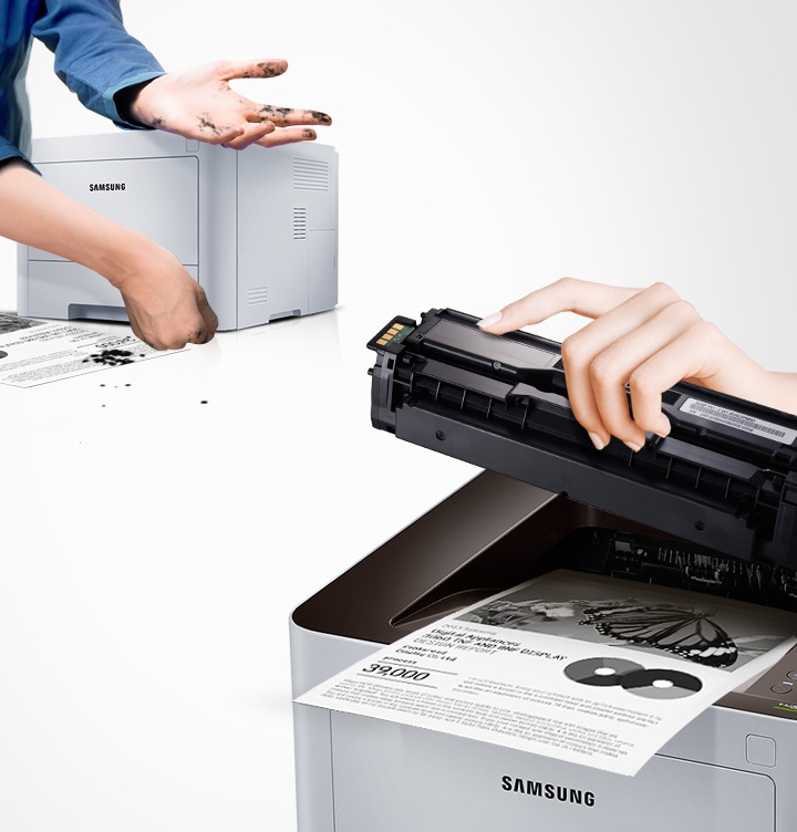 삼성 정품 토너가 고장 없이 안전함을 보여주는 컷으로서, 좌측에 비정품 토너를 사용한 프린터는 토너가 고장이 났고, 우측에 삼성 정품 토너를 사용한 프린터는 고장없이 출력물이 보이고 있습니다.