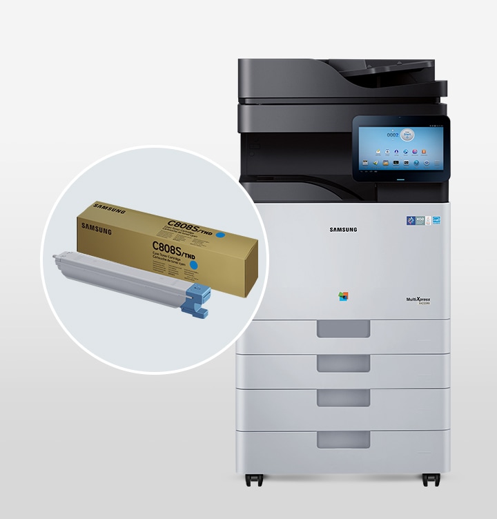 이미지 오른쪽 부분에는 사무용 복합기 이미지 왼쪽 부분에 사이안 컬러 토너 제품상자와 제품 이미지가 위에서 아래로 나열되어 있습니다.