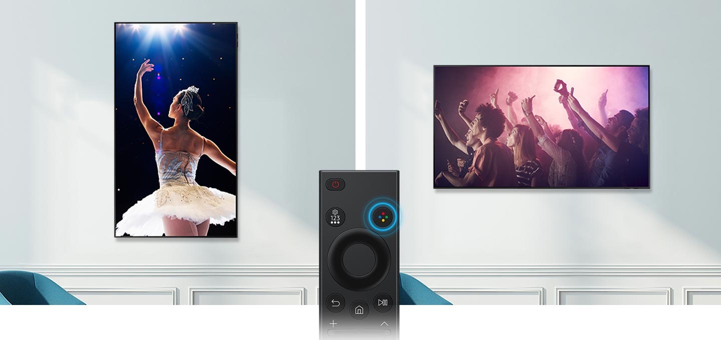 TV가 세로화면, 가로화면으로 설치되어 있는 이미지를 보여줍니다. 이미지 중앙에는 삼성 리모컨이 보입니다.