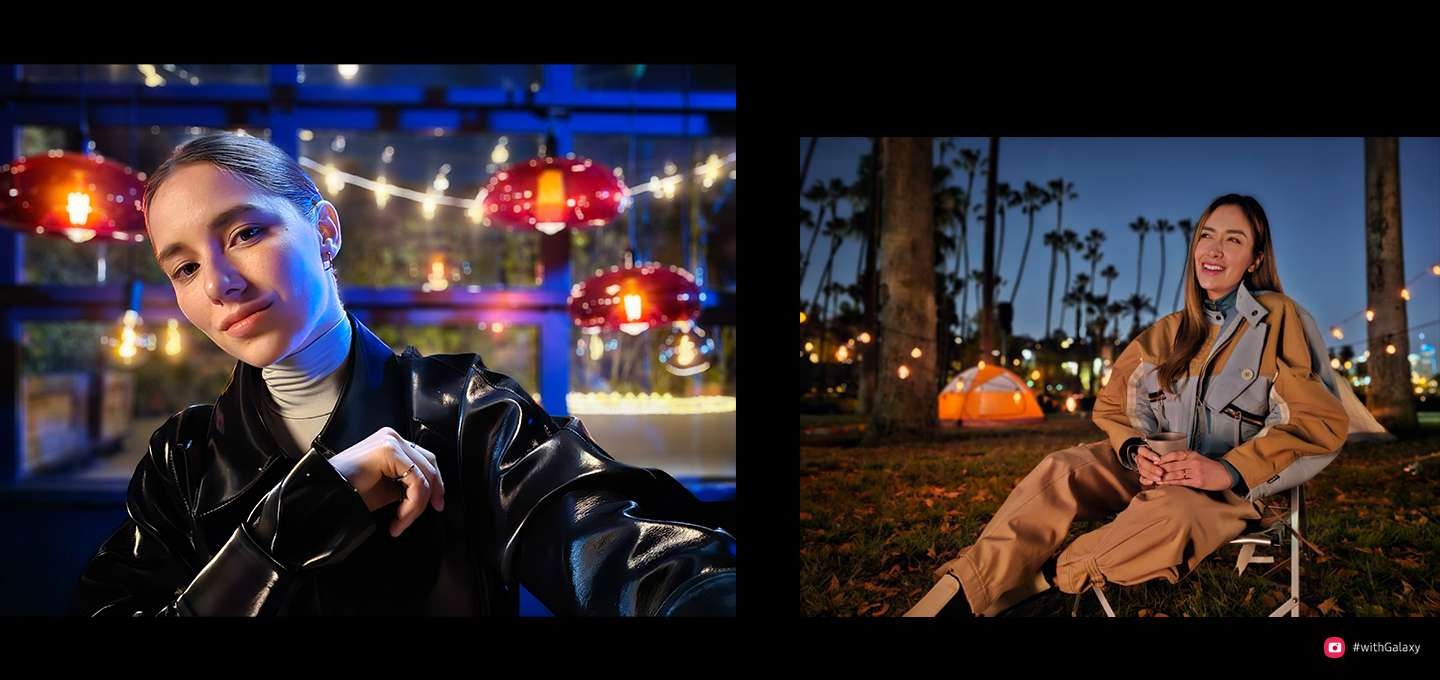 어둠속에서 한 여성이 셀피 촬영을 하고 있고, 한 여성은 어둠속에서 촬영하고 있는 모습입니다.