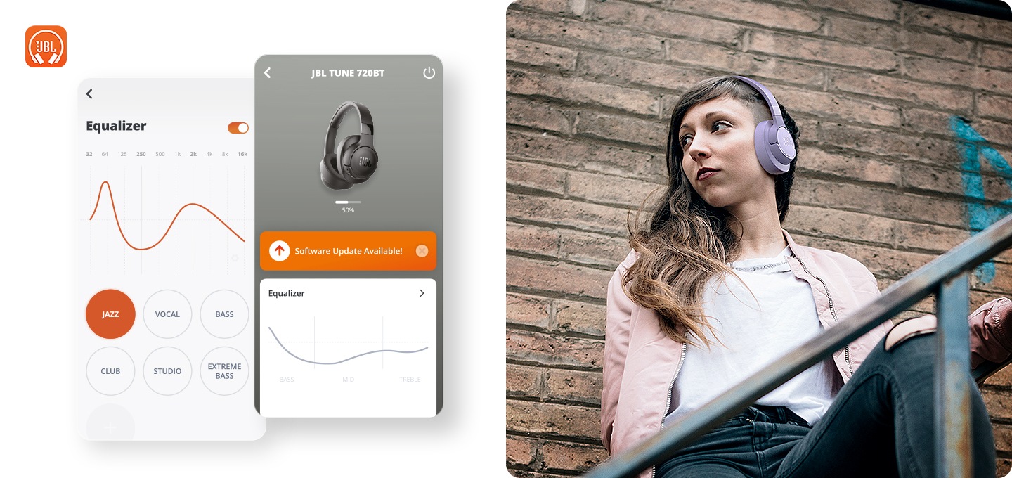 왼쪽에는 JBL 헤드폰 앱 화면이 있으며 오른쪽에는 여자가 보라색 JBL TUNE 720BT 헤드폰을 쓰고 계단에 앉아 있습니다.