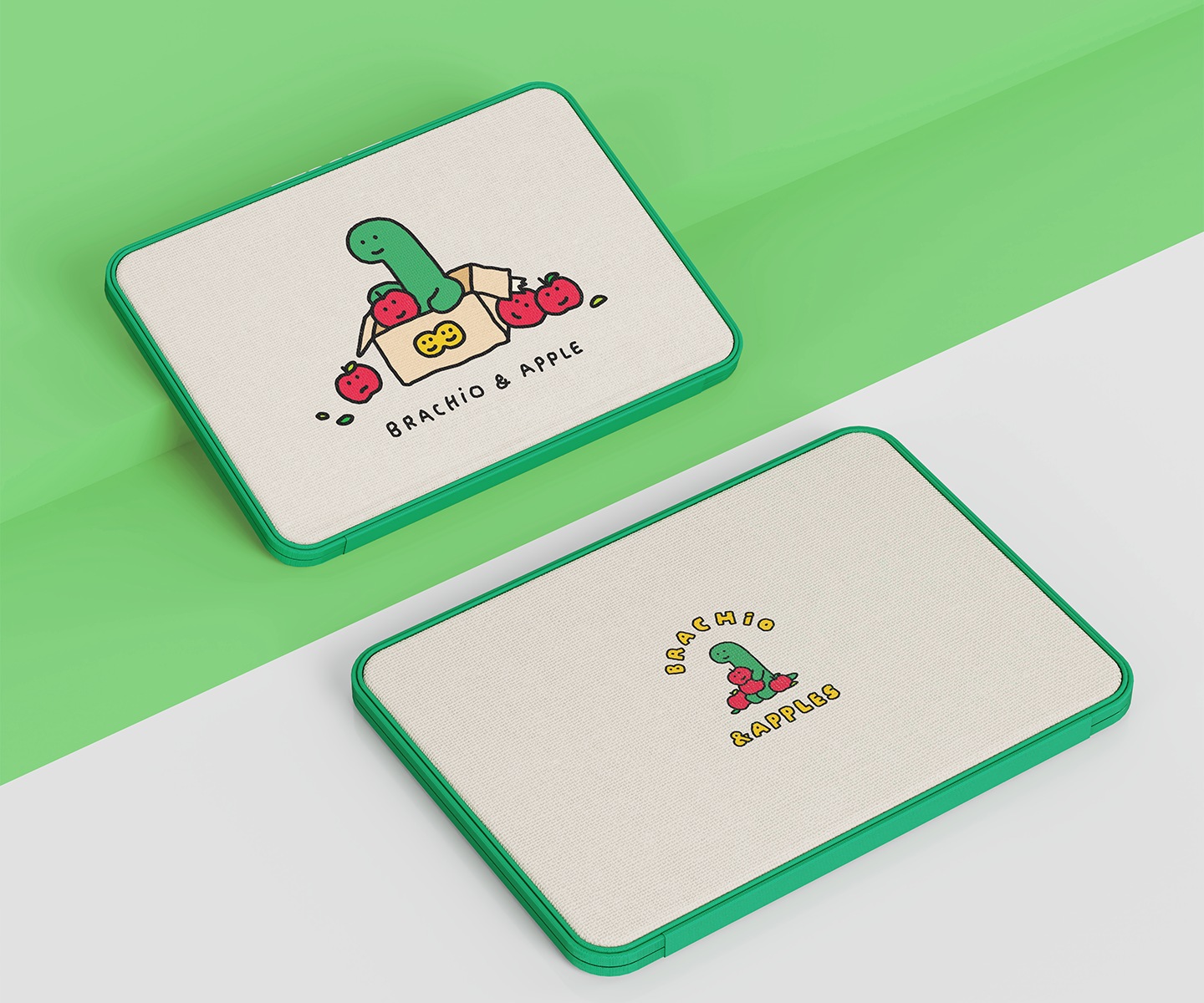 연두색과 회색이 대각선으로 반반 나뉘어진 배경이 보여집니다. 왼쪽 위 연두색 배경에는 조구만 스튜디오 스탠딩 파우치 제품 정면이 보여집니다. 오른쪽 아래 회색 배경에는 조구만 스튜디오 스탠딩 파우치 제품 후면이 보여집니다.