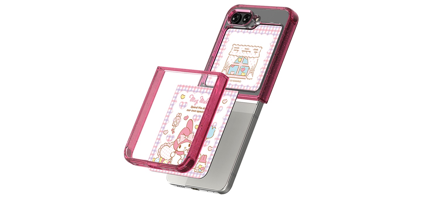 갤럭시 Z 플립5에 케이스와 마이멜로디 플립수트 카드(핑크)가 15도 기울어져 장착되어지는 이미지가 보여집니다.