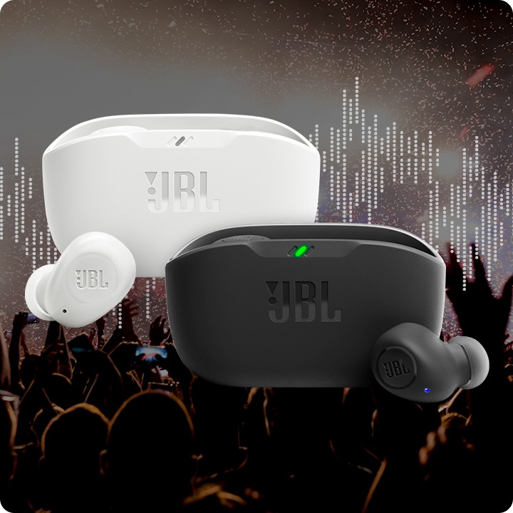 공연장 배경 위에 제품 이미지가 노출되고 있습니다.