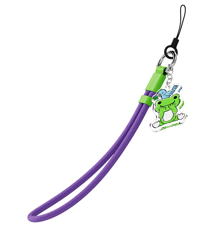 흰색 배경에 오른쪽 상단에서 왼쪽 하단으로 사선으로 키링 이미지가 배치되어 있습니다.