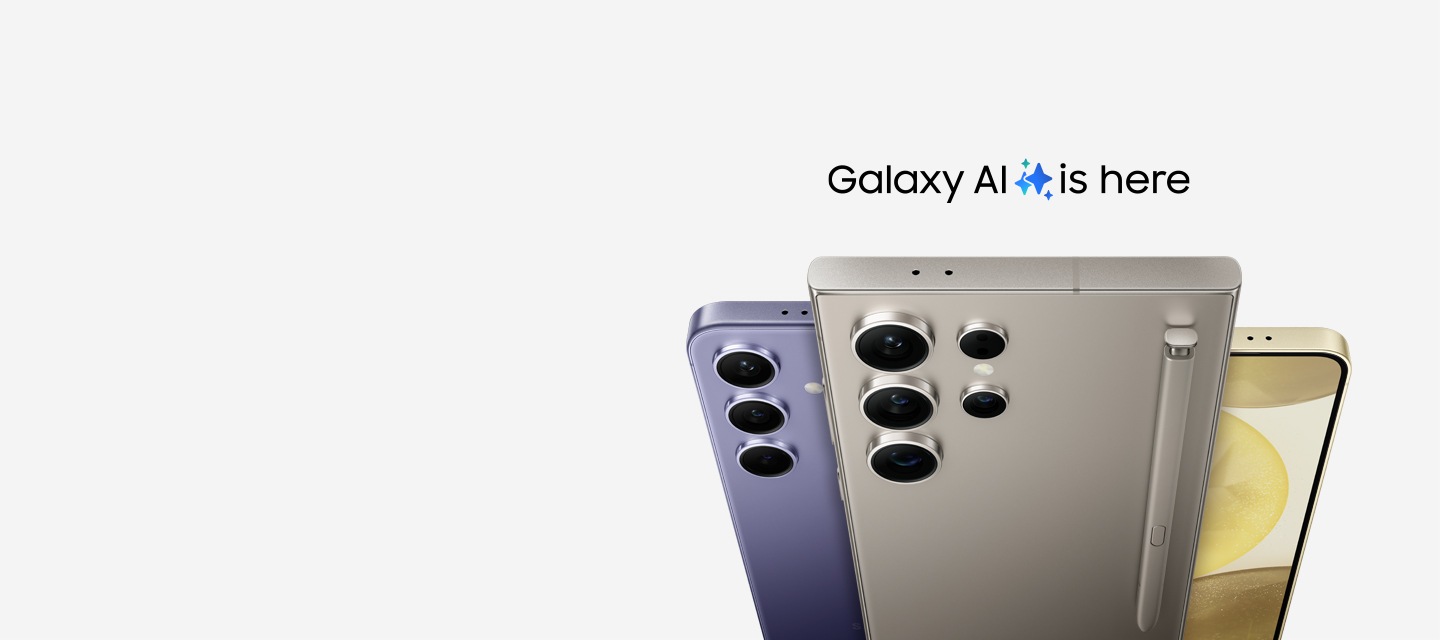 Galaxy AI is here. 갤럭시 S24 Ultra, S24+, S24 세 개의 갤럭시 S24 시리즈 스마트폰이 나란히 놓여있습니다.