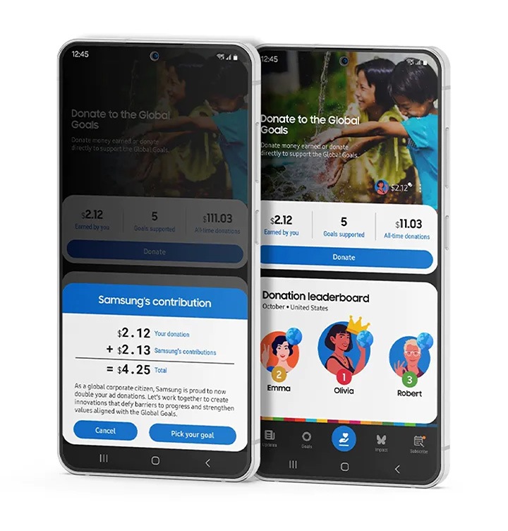 Samsung Global Goals 앱이 실행된 갤럭시 스마트폰 2대가 겹쳐진 형태로 놓여 있습니다. 왼쪽 기기는 사용자가 일정 금액을 기부하면 삼성도 비슷한 금액을 기부하는 것을 나타냅니다. 오른쪽 기기는 사용자의 현재 잔액, 기부 내역, 기부 순위표를 나타냅니다.
