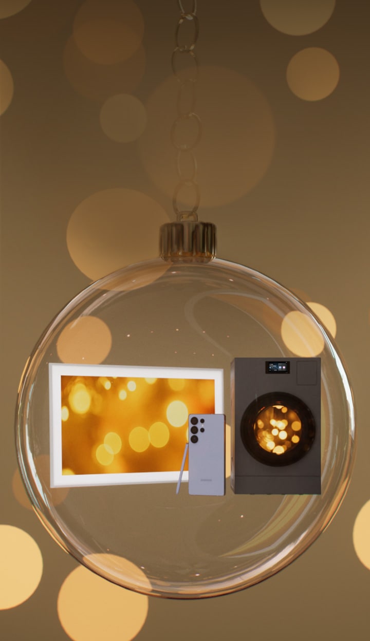 화려한 노란색 불빛이 번져 보이는 배경 위에 좌측에서 우측으로  노란색 불빛들이 비쳐 보이는 The Frame, 갤럭시 S25 울트라,   노란색 불빛들이 비쳐 보이는 Bespoke AI 콤보가 크리스마스 볼 안에 담겨 있는,  이미지를 클릭하면 '삼성닷컴 Holiday Sale' 기획전 페이지로 이동합니다.