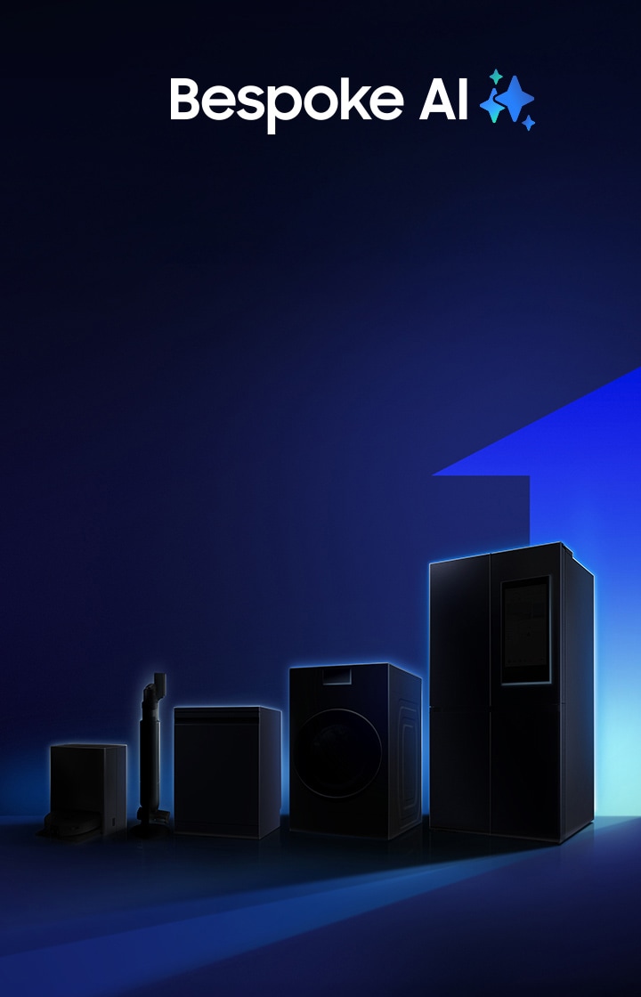 어두운 배경으로 프레임의 오른쪽에는 문이 열린 모양이 숫자 1처럼 보이며   그 앞에는 냉장고, 세탁기, 식기세척기, 청소기, 로봇청소기가 있다.  이미지를 클릭하면 2026 CES The First Look 상세 페이지로 이동된다.