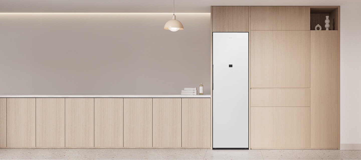 세탁실에 Bespoke AI 에어드레서가 설치되어 있는