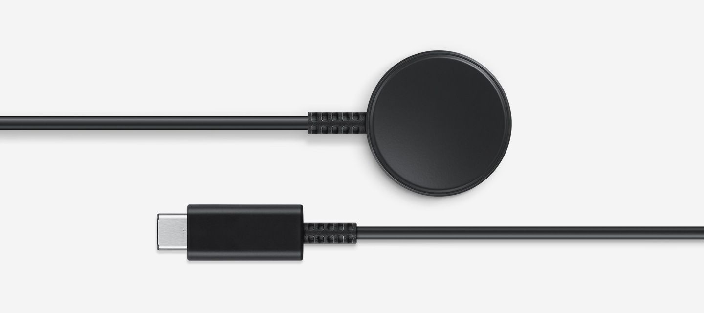 무선 충전기의 자석 마그네틱과 USB-C 커넥터를 위에서 내려다본 모습입니다.