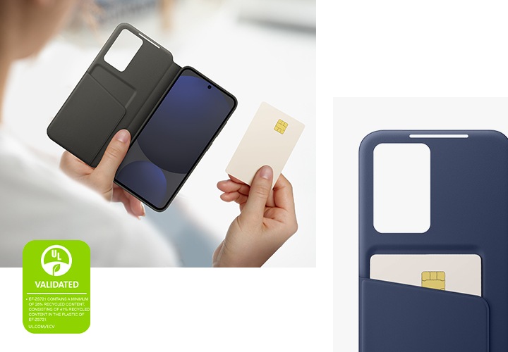 한 사람이 블랙 색상의 스마트 뷰 월렛 케이스에 카드를 넣으려고 합니다. 오른쪽에 열려 있는 블루 색상의 스마트 뷰 월렛 케이스에 안전하게 카드가 들어간 모습이 나타납니다. 왼쪽 하단에 UL 인증 로고와 다음과 같은 문구가 있습니다. 스마트 뷰 월렛 케이스(EF-ZS721)는 최소 28% 이상의 재활용 소재를 포함하고 있으며, 케이스의 플라스틱은 41%의 재활용 함량으로 구성되어 있습니다. UL.COM/ECV
