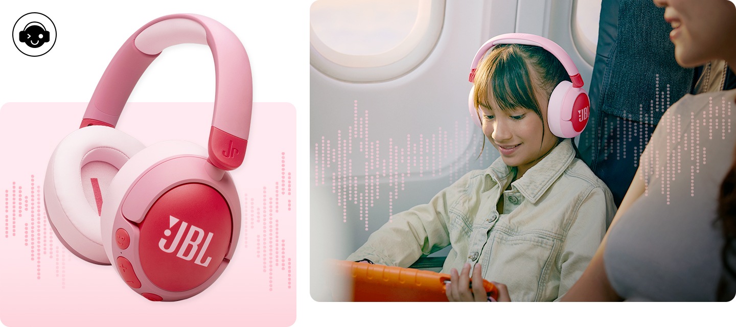 왼쪽에는 제품의 오른쪽 측면 컷이 보이고 있으며, 오른쪽에는 기내에서 제품을 작용한 여자 아이가 태블릿 PC를 보고 있습니다. 