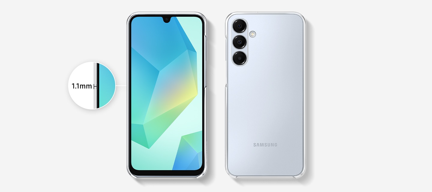 그레이 색상의 갤럭시 A16 기기 2대가 각각 앞면과 뒷면을 드러내고 있습니다. 두 기기 모두 클리어 케이스를 착용하고 있습니다. 기기 왼쪽에는 1.1mm 두께의 케이스를 확대해 강조한 이미지가 있습니다.