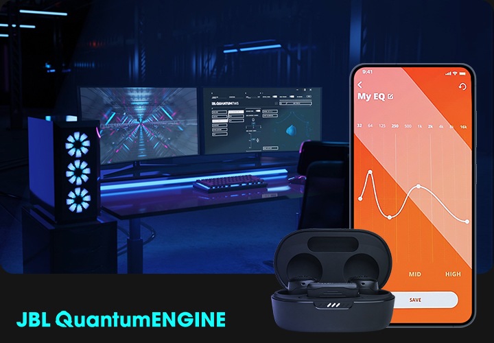 게임 화면이 켜진 PC 오른쪽으로 뚜껑이 열린 제품과 스마트폰이 보입니다.