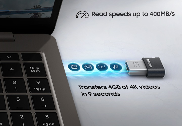 이미지 왼쪽 부분에는 노트북이 열려있는 이미지가 있고 노트북 오른쪽 부분에는 연결되는 느낌을 주려고 파란색으로 불빛이 제품과 노트북을 연결하고 있고&nbsp;파란빛&nbsp;위에는 사진, 게임, 영상, 음악 아이콘이 왼쪽에서 오른쪽으로 나열되어 있습니다. 파란 불빛 하단에는 Transfers 4 GB of 4K videos in 9 seconds 텍스트가 쓰여 있습니다. 이미지 오른쪽&nbsp;상단부분에는&nbsp;Read speeds up to 400 MB/s, USB 3.2 Gen 1 텍스트가 쓰여 있습니다.