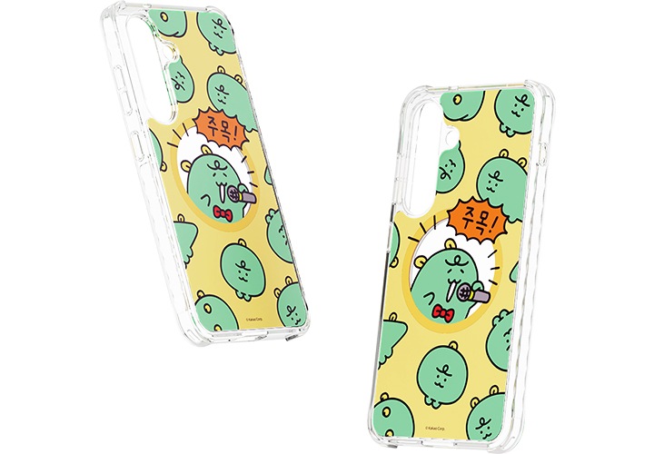 이미지 왼쪽 부분에는 갤럭시 S25 죠르디 버라이어티 마그넷 케이스가 오른쪽 윗부분으로 20도 정도 돌아간 정면 이미지가 보이고 있고 이미지 오른쪽 부분에는 갤럭시 S25 죠르디 버라이어티 마그넷 케이스가 왼쪽 윗부분으로 10도 정도 돌아간 정면 이미지가 보이고 있는 이미지입니다.