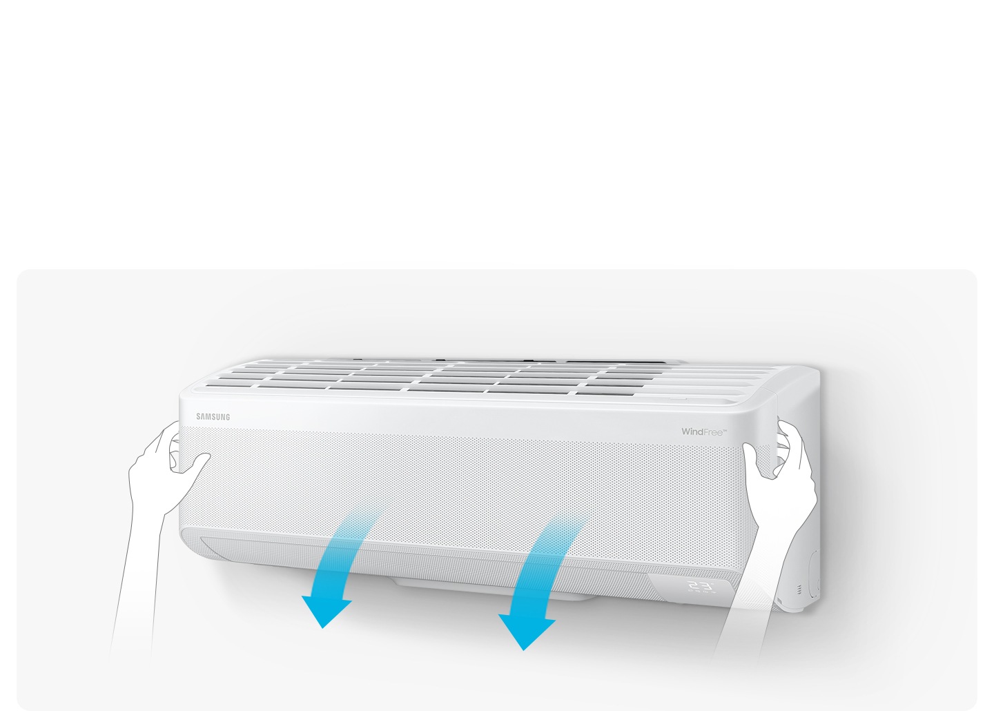 [거실의 한쪽 공간으로 보여지는 곳에 벽걸이 에어컨이 상단에 설치되어 작동하는 모습이 보여지고 그아래 일인용 쇼파 2개와 사람의 모형을 한 그림이 통화를 하는 듯이 보입니다. 에어컨 전원은 óñ 상태로 보여집니다.]