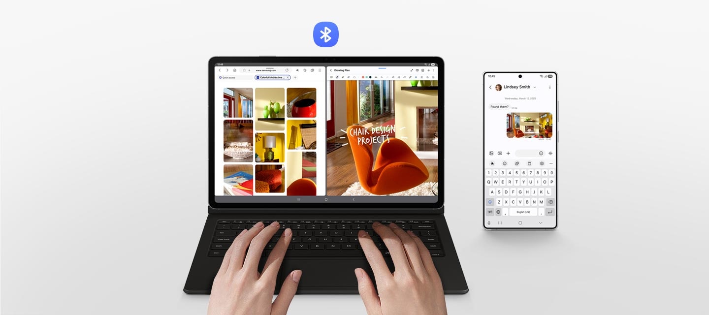 한 사람이 슬림 키보드 북커버를 장착한 갤럭시 탭 S10 FE+를 사용하고 있습니다. 화면이 두 개의 창으로 나뉘고, 왼쪽에는 여러 가구가 표시된 이미지 검색 결과가 표시되고, 오른쪽에는 이미지 편집 화면이 표시됩니다. 갤럭시 탭 S10 Ultra의 오른쪽에 있는 갤럭시 스마트폰에는 편집 중인 이미지와 같은 이미지가 표시됩니다. 갤럭시 탭 S10 Ultra 위에 블루투스 로고가 표시됩니다.