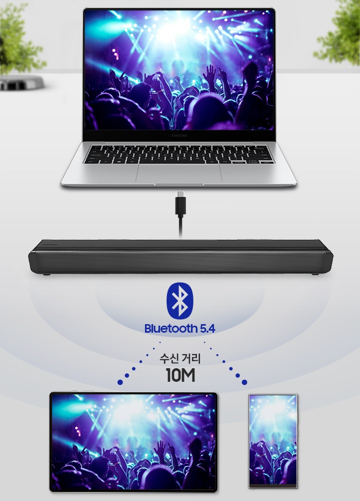 왼쪽에는 노트북과 사운드바를 연결하는 이미지가 보입니다 오른쪽에는 블루투스 수신거리 10M를 보여줍니다