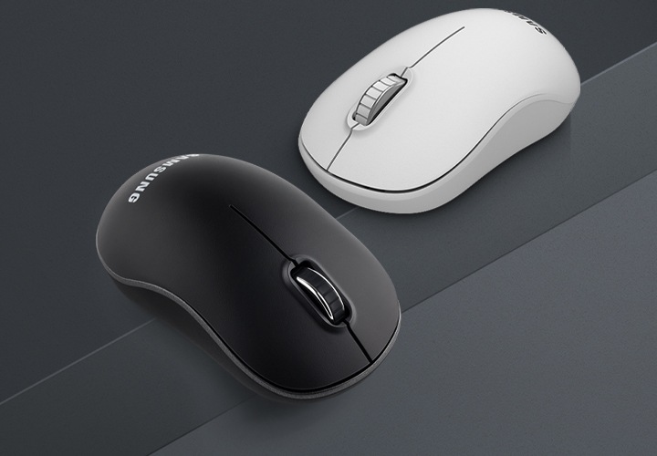 검은색 바탕에 검은색 마우스와 회색 마우스가 있습니다.