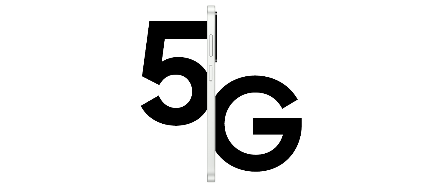 라이트 그린 색상의 갤럭시 와이드8이 숫자 5와 대문자 G 사이에 세워져 있으며, 측면이 드러난 상태로 배치되어 있습니다.