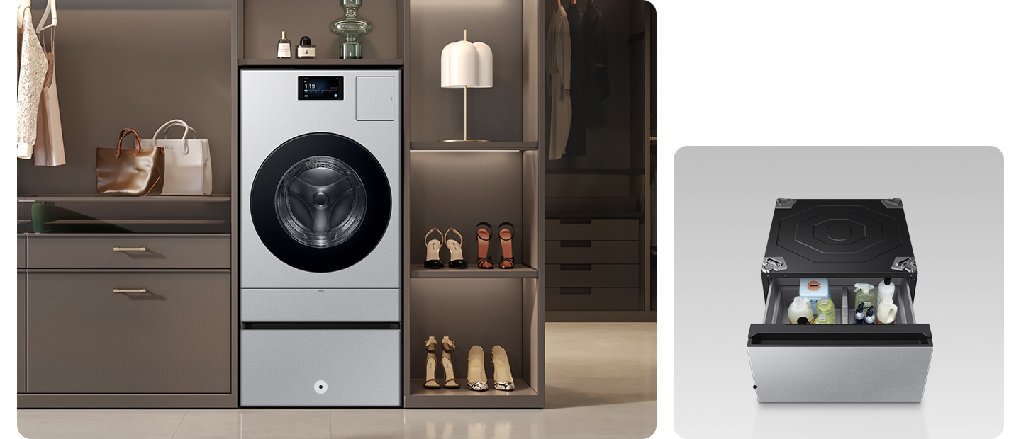 이미지 왼쪽에는 수납장 사이즈 Bespoke AI 콤보+ Bespoke AI 콤보 수납함 제품 이미지 보입니다.  제품 왼쪽에는 수납장있고, 수납장 위에는 가방 2개와 옷이걸려있습니다. 오른쪽에는 구두와 옷들이 걸려있습니다. 이미지 오른쪽에는 수납함 열려있는 이미지 보입니다, 수납함 안에는 각종 세제들이 있습니다.