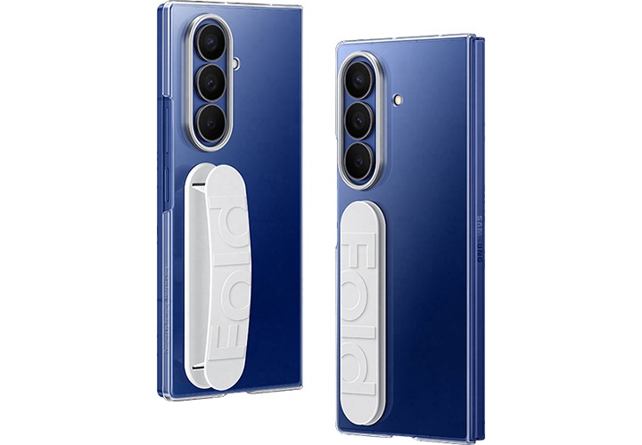 클리어 그립 케이스를 장착한 2대의 갤럭시 Z 폴드7이 접은 상태로 세워져 서로 후면을 등지고 기울여져 있습니다. 케이스 하나는 그립이 세워져 있고, 다른 하나는 펴진 채로 있어 슬림한 형태를 강조합니다.